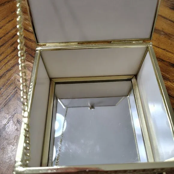 Jewelry/Trinket Box Glass - Picture 4 of 9